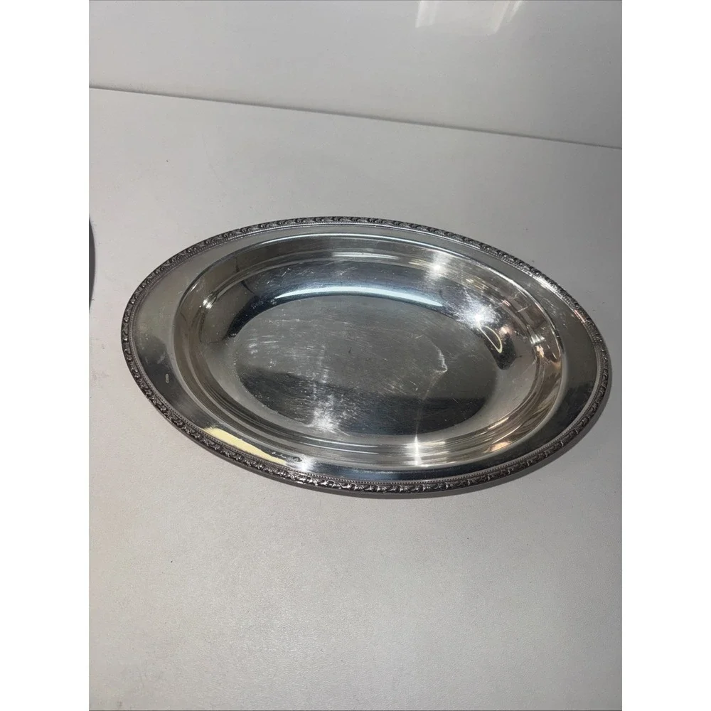 BERWICK Wm A ROGERS 7990 2 PIECE COVERED SERVING‎ DISH SILVERPLATE OVAL